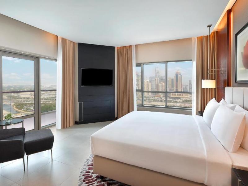 Hilton Doha The Pearl Hotel & Residences