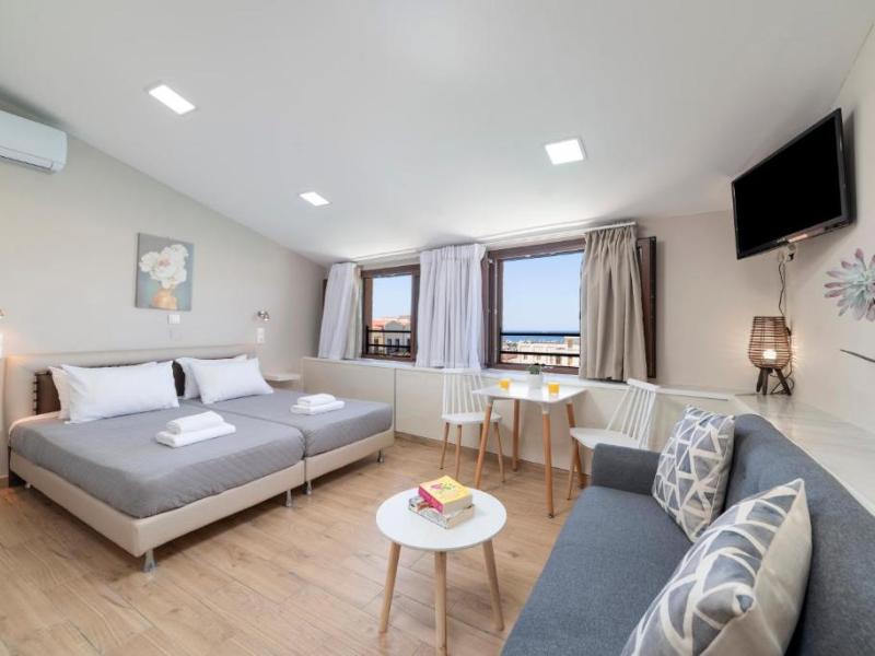 Faros Beach Hotel