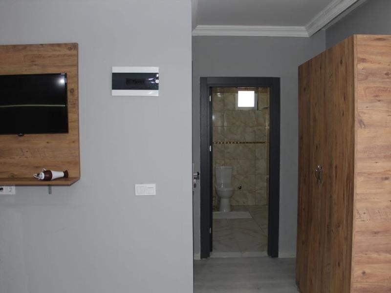 Grand Niki Hotel & Spa