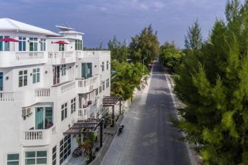 Отель Pebbles Inn Мальдивы, Адду Атолл, фото 1