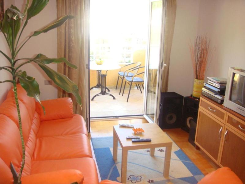 Ivana Rooms and Apartments