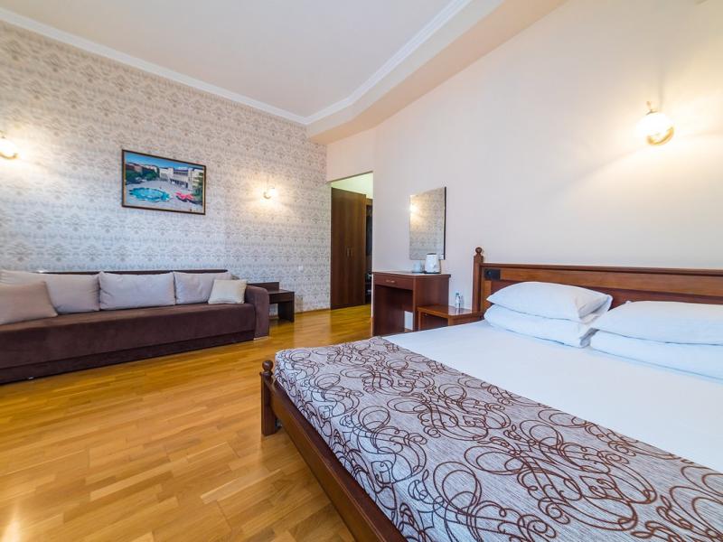 Апартаменты на Боткинской 2в