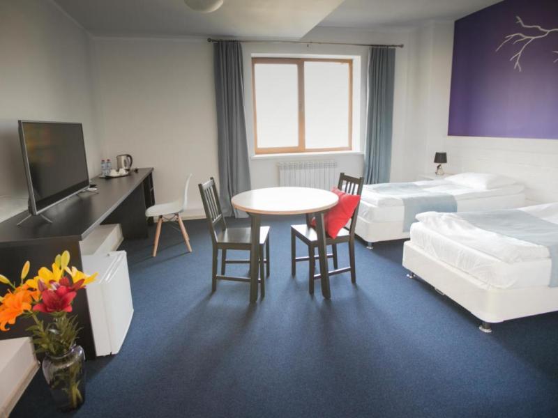 Никола Отель (ул. Ангарская)