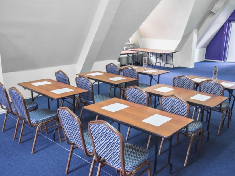 Никола Отель (ул. Ангарская)