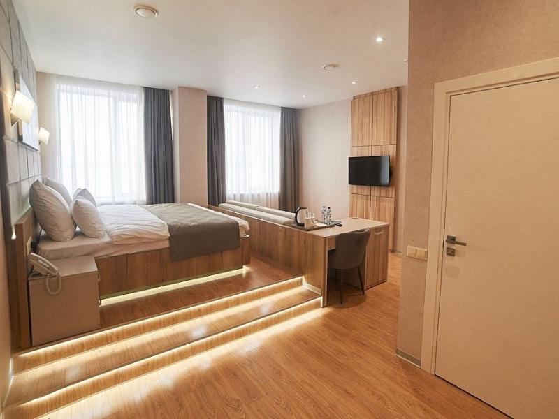 F911 Яхт Клуб Отель