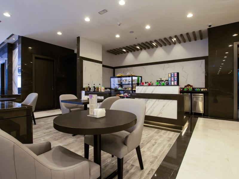 Time Onyx Hotel Apartments