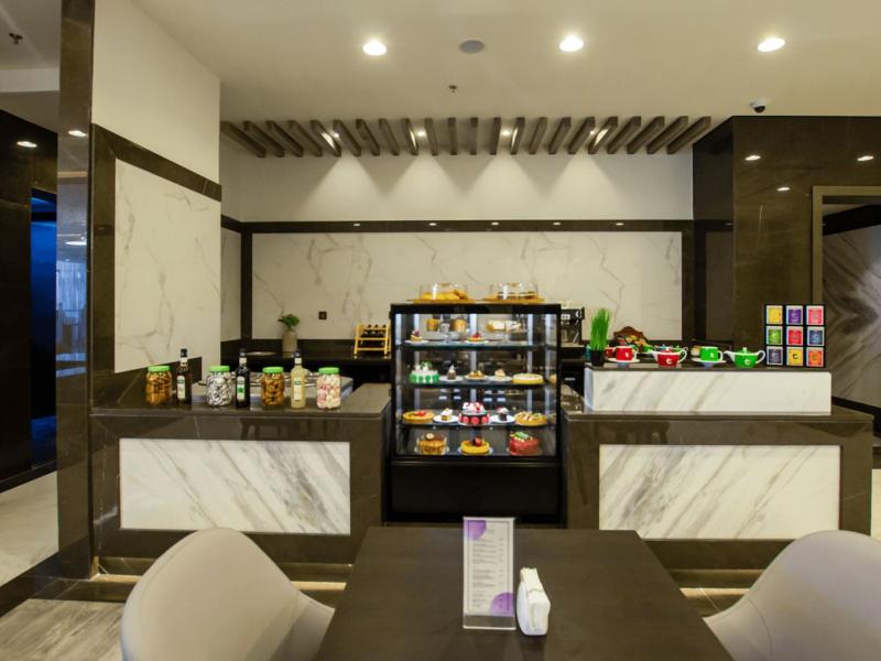 Time Onyx Hotel Apartments