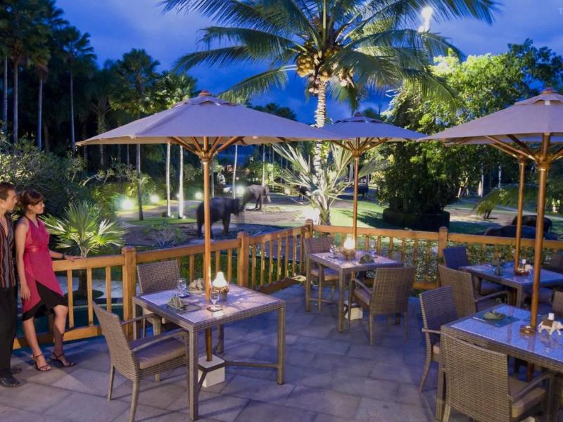 Elephant Safari Park Lodge