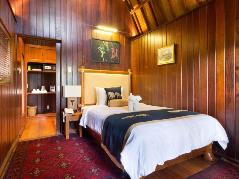 Elephant Safari Park Lodge