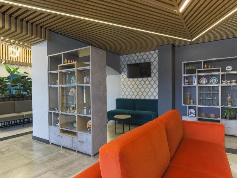 X-Room Hotel
