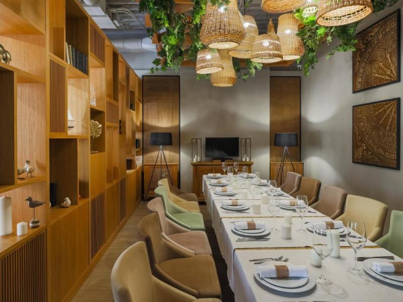X-Room Hotel