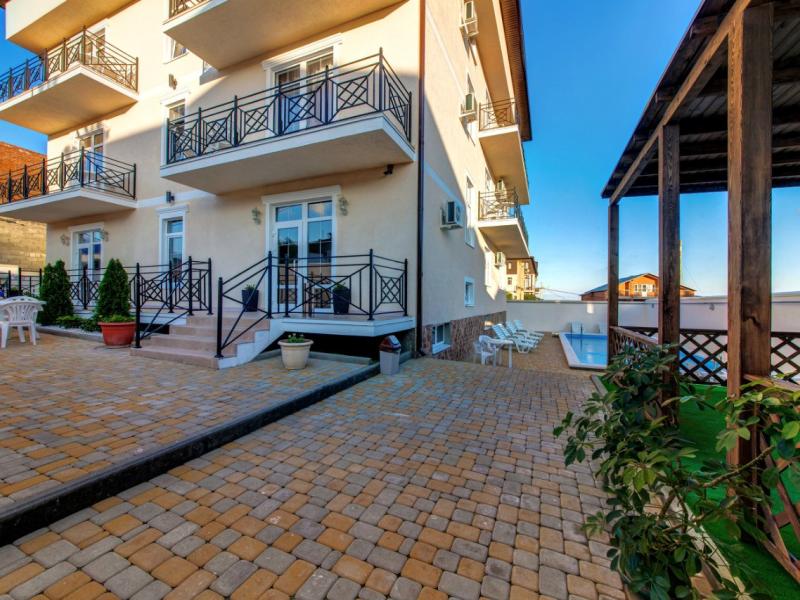 Bella Vista