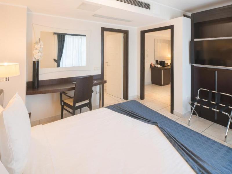 Best Western Plus Grand Hotel Victor Hugo