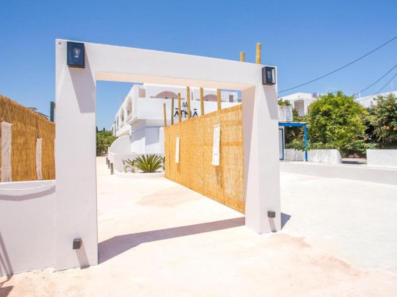 Atma Beach Rooms & Suites