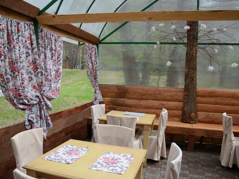 Отель Золотые Пески