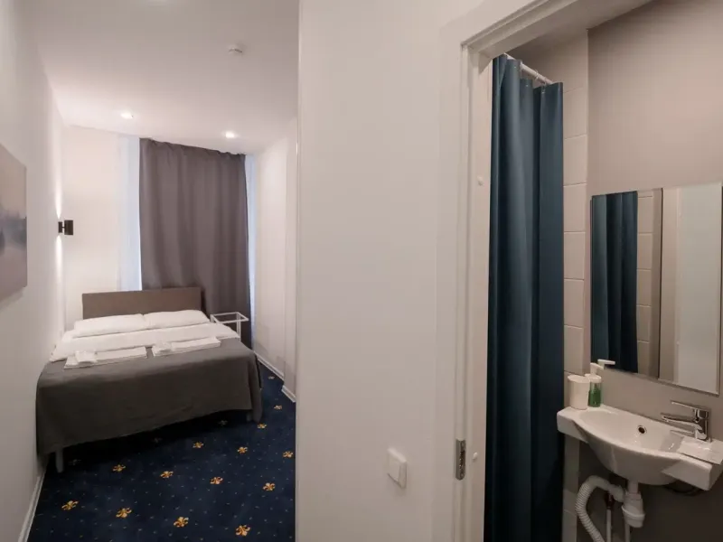 Voyageur Hotel