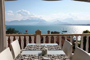 Bacchus Pension