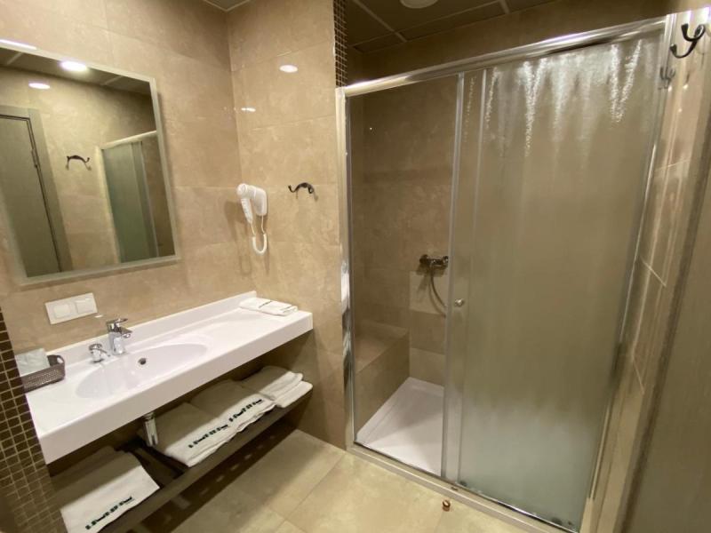 Hunnu Hotel