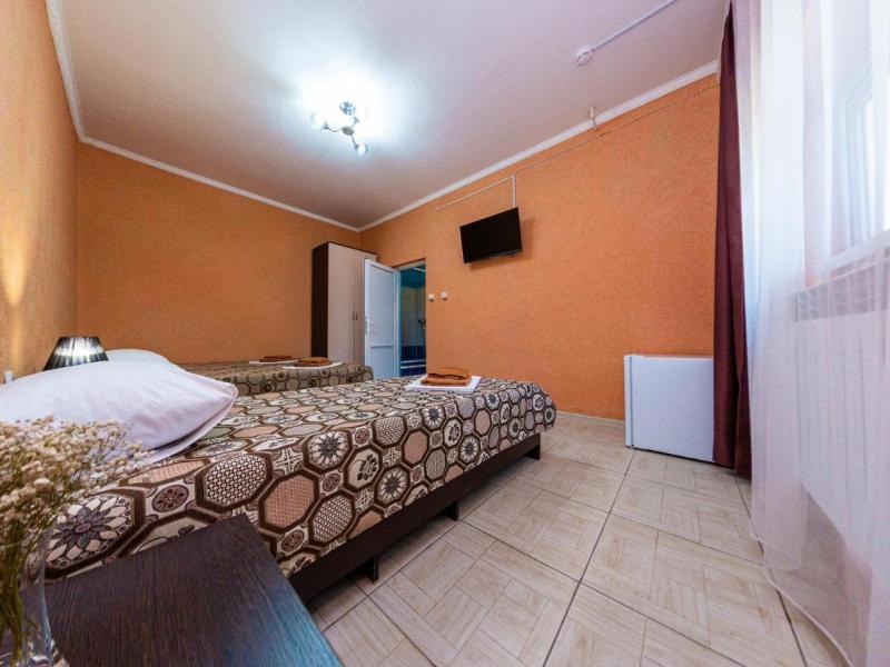 Клён Гостиница