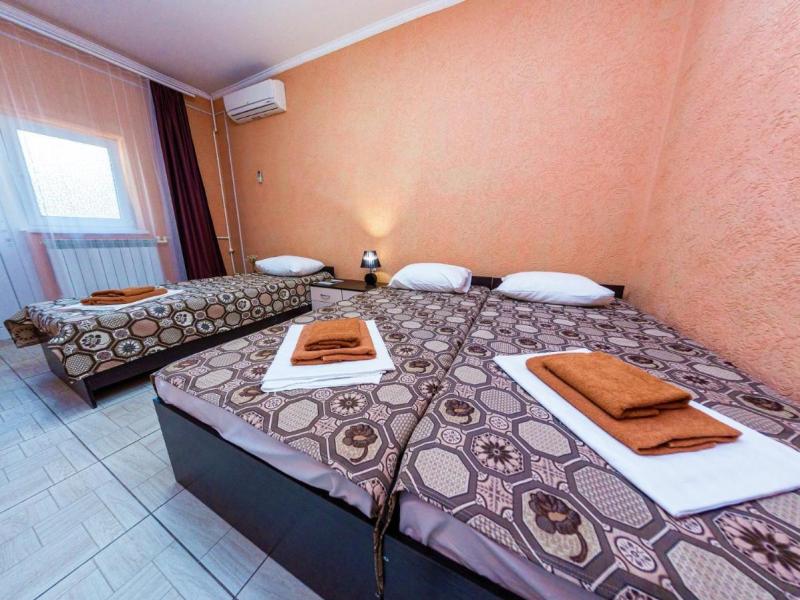 Клён Гостиница