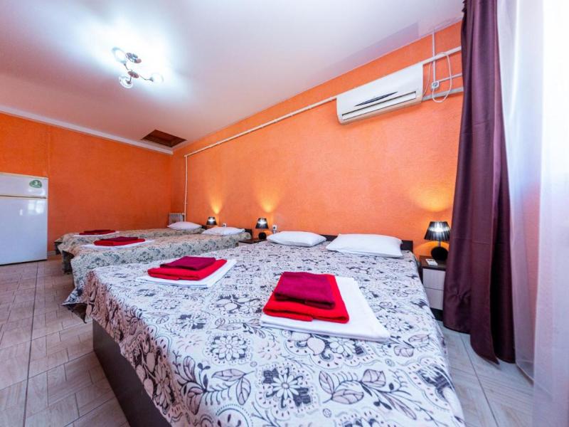 Клён Гостиница