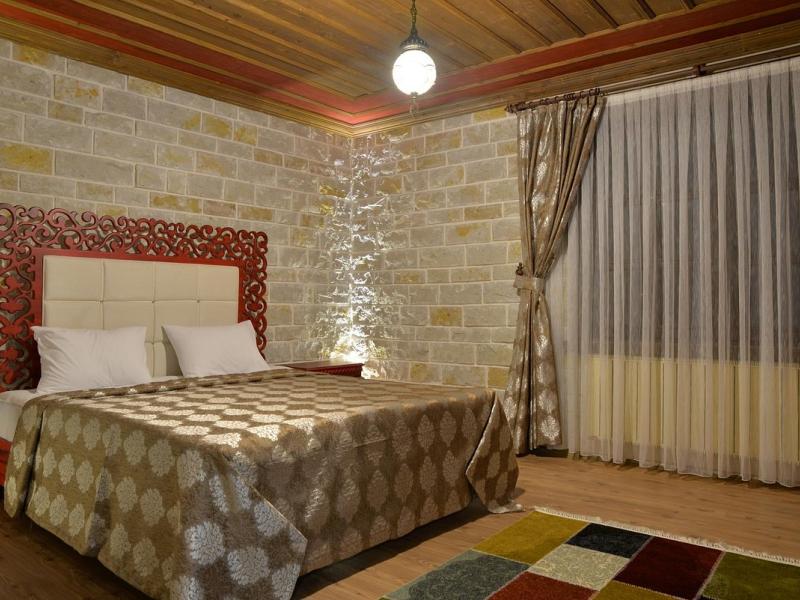 Elevres Stone House Otel