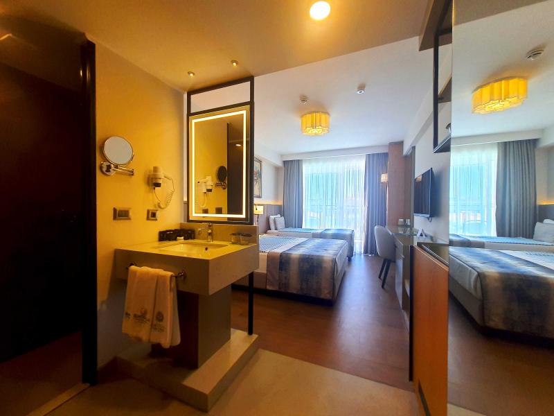 Sunthalia Hotels & Resorts