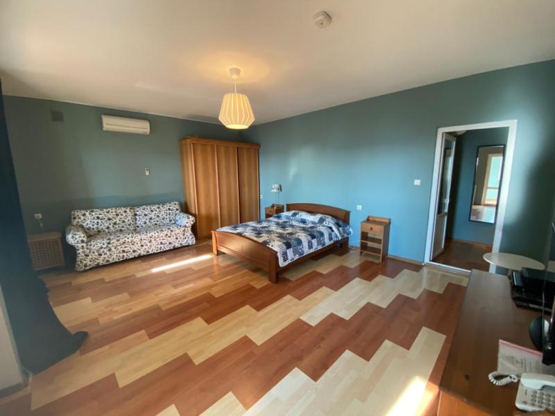 RedBerry (Майский)