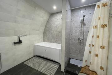 Отель Лев Гостевой Дом (Заозерное) Россия, Евпатория, фото 15