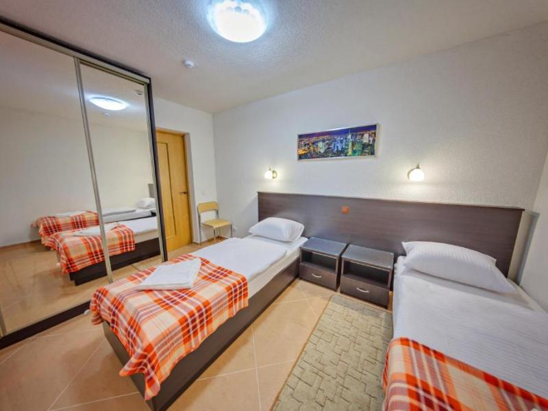 Солнечный Апарт-отель (Малое Исаково)