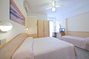 Отель Eliseo Италия, Риччоне, фото 4