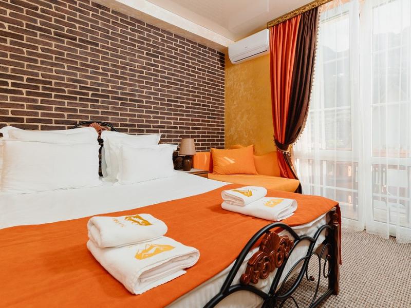 Усадьба (на Переселенческой)