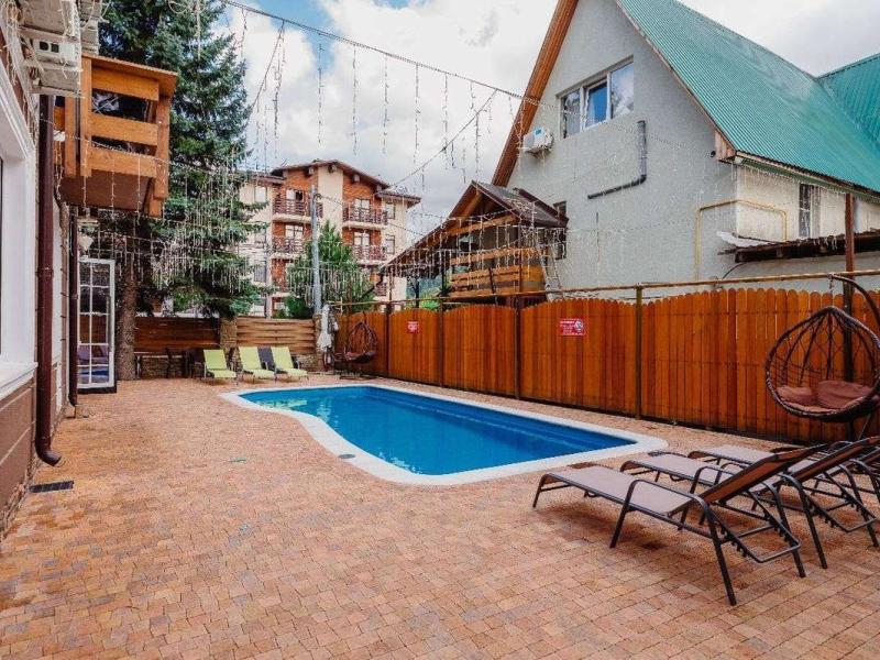 Усадьба (на Переселенческой)