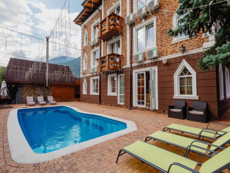 Усадьба (на Переселенческой)