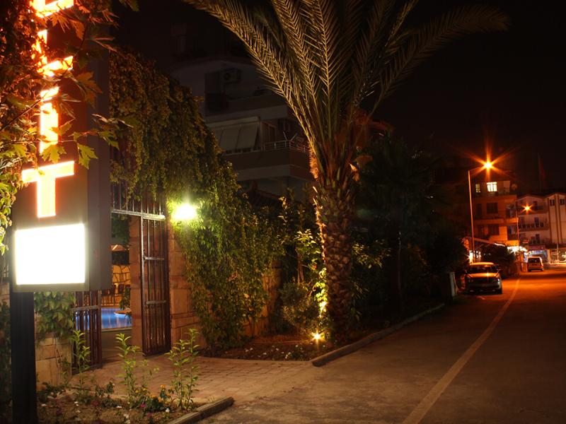 Elit Garden Hotel