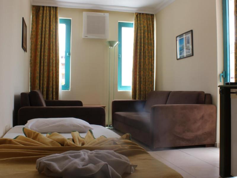 Elit Garden Hotel