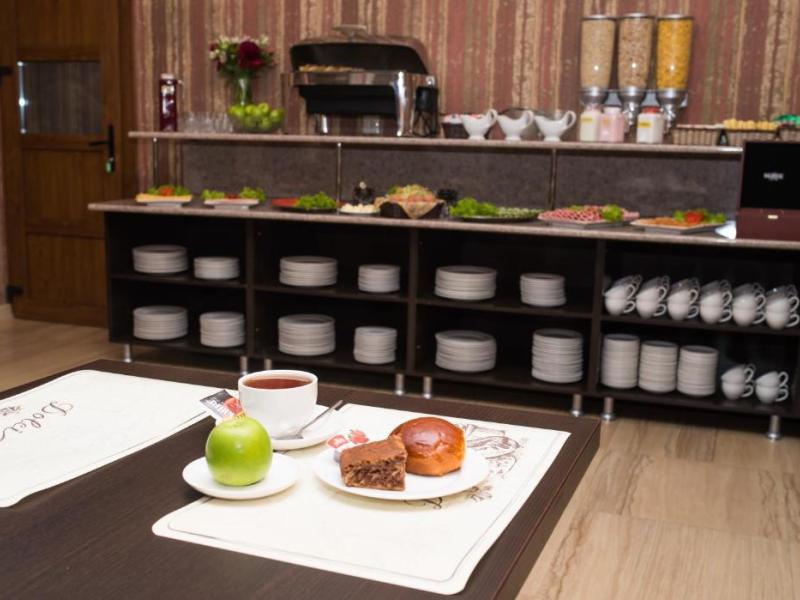 Лазурное Окно