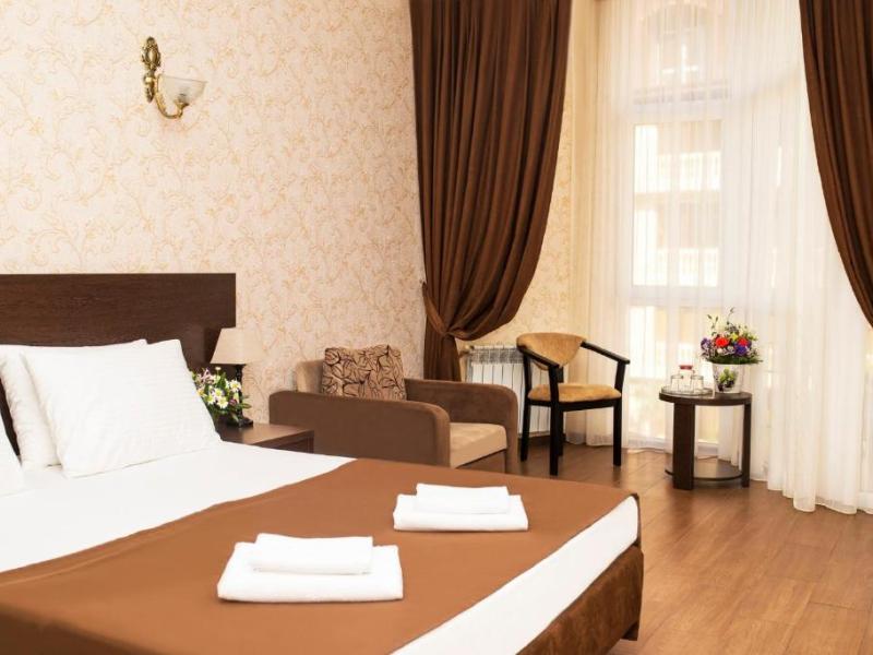 Лазурное Окно