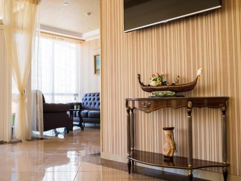 Лазурное Окно