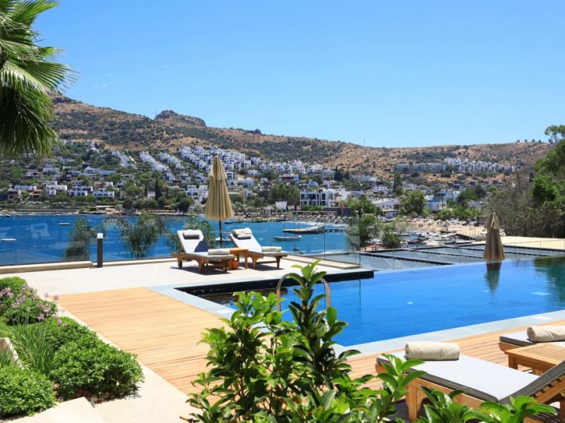 Mare Deluxe Residence