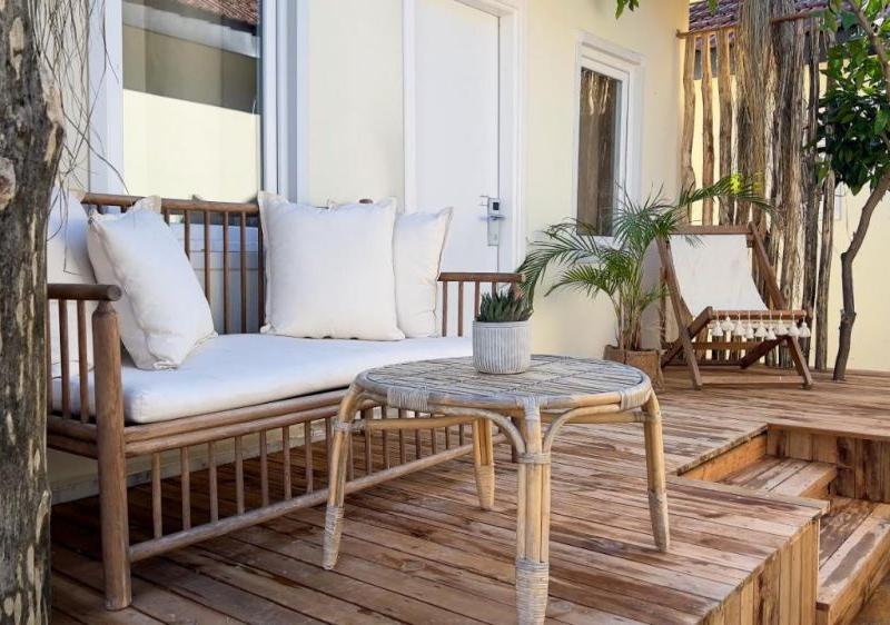 Kalia Beach Hotel Side