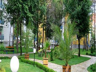 Elite Apartments Complex