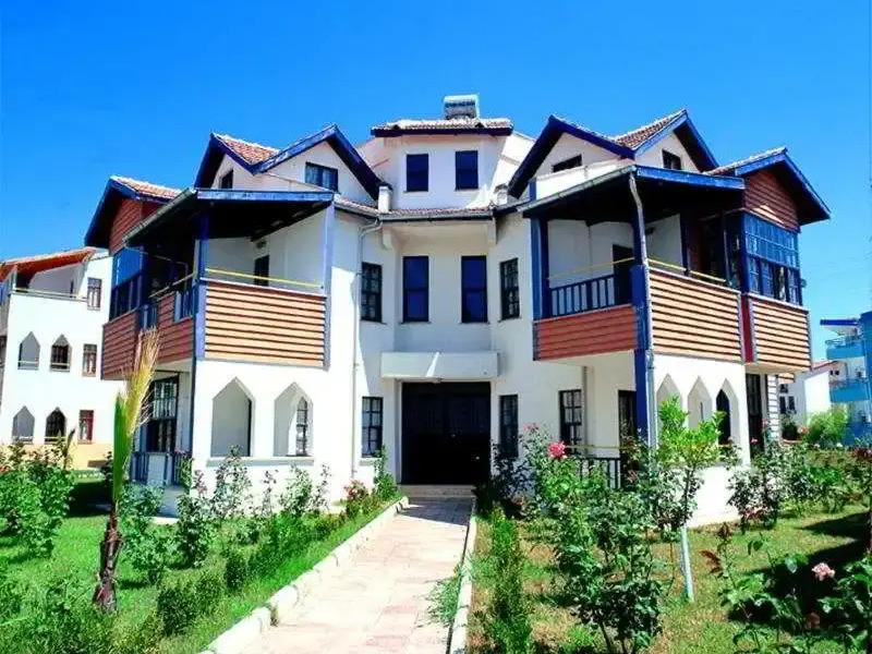 Ces Park Hotel
