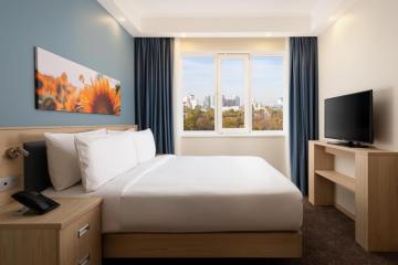 Отель Hampton By Hilton Krasnodar Россия, Краснодар, фото 2