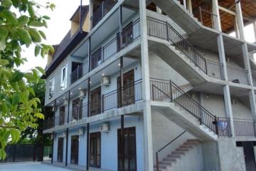 Отель Гостевой Дом Артур (Алахадзы) Абхазия, Пицунда, фото 1
