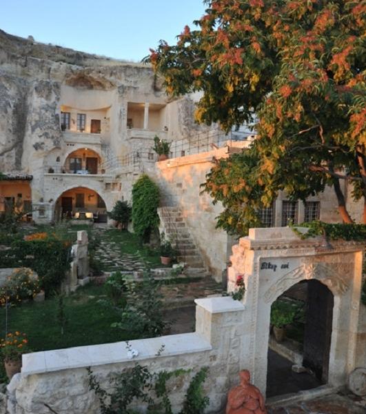 Elkep Evi Cave Hotel
