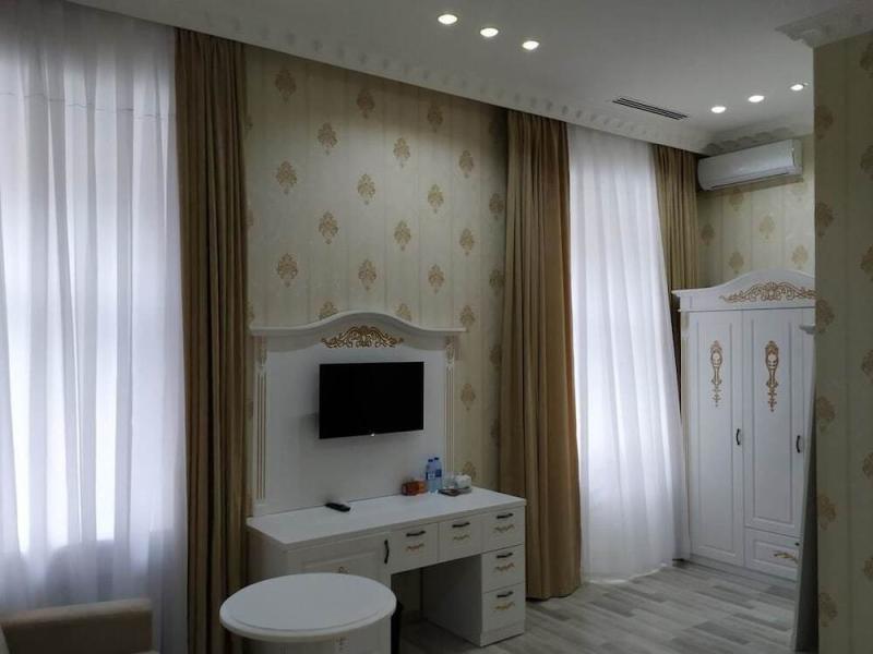 White Boutique Baku Hotel