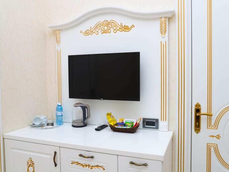 White Boutique Baku Hotel