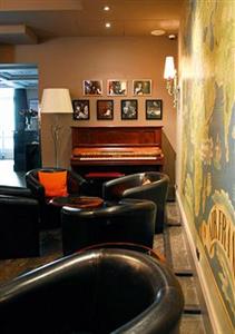 Ellington Hotel