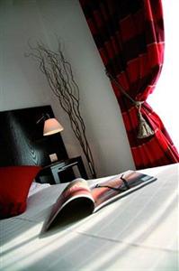 Ellington Hotel